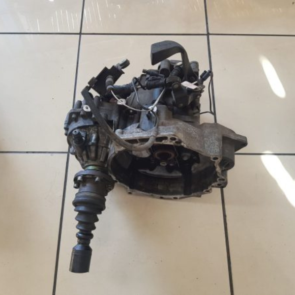 AUDI-1.8T-5-SPEED-MANUAL-GEARBOX-AGU-R5950-scaled-1-600x450-1 Audi 1.8t 5spd manual gearbox (agu) - Image 1