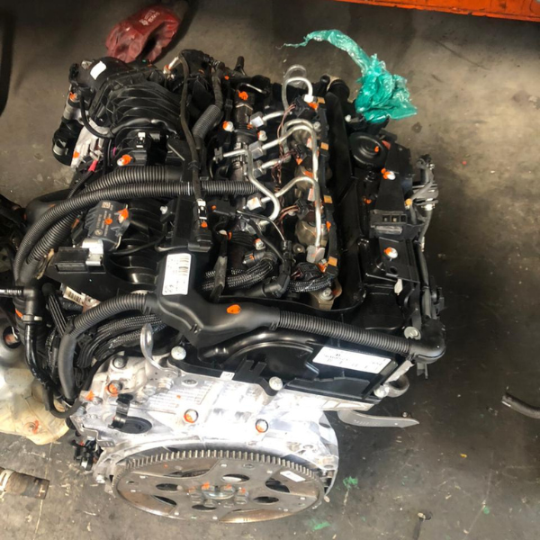 BMW-320D-N47D20C-ENGINE Bmw engine 320D N47D20C - Image 1
