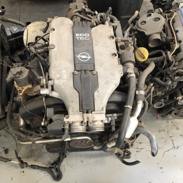 OPEL-CALIBRA-X30XE-3.0-ENGINE Opel engine calibra (x30xe) 3.0 - Image 1